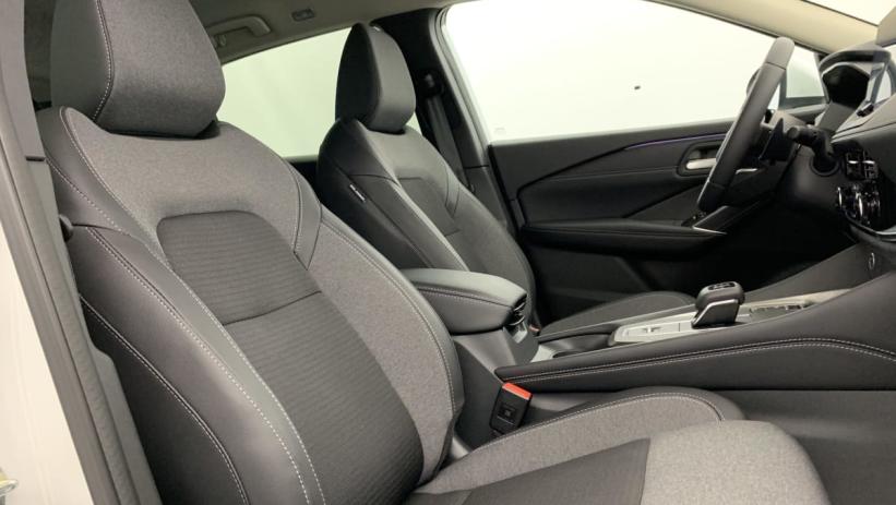 Aperçu du véhicule : MILD HYBRID 158 CH XTRONIC N-CONNECTA