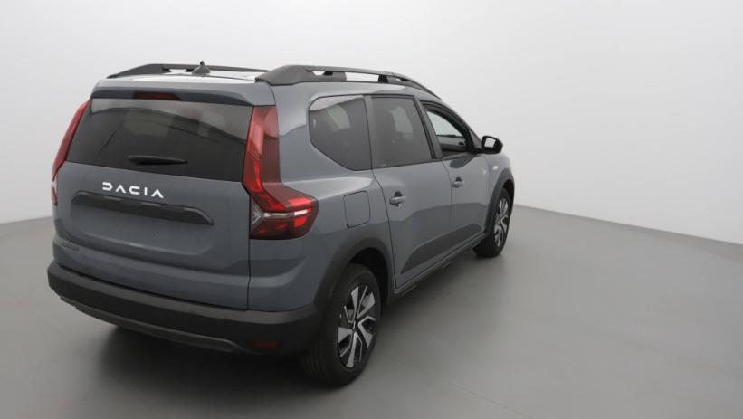 Aperçu du véhicule : 1.0 ECO-G 100CH EXPRESSION 7 PLACES -24