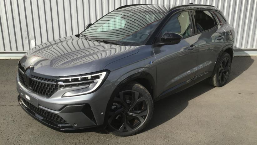 Aperçu du véhicule : AUSTRAL E-Tech hybrid 200 Techno esprit Alpine