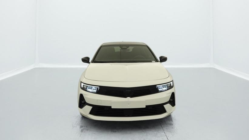 Aperçu du véhicule : 1.2 Turbo Hybride 136 ch e-DCT6 GS