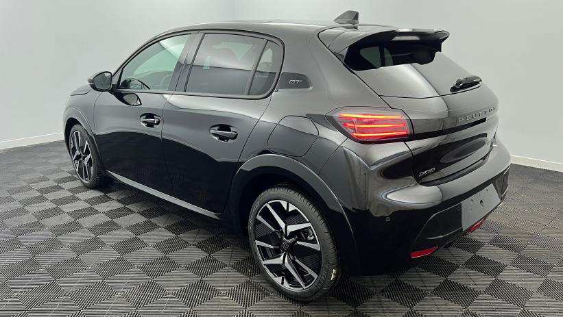 Aperçu du véhicule : Hybrid 145 e-DCS6 GT Noir Perla Nera avec 2350€ d'équipements inclus
