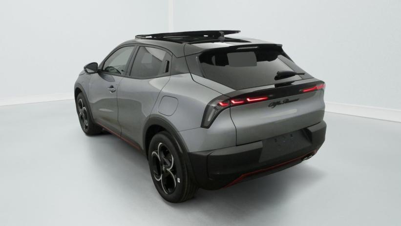 Aperçu du véhicule : 1.2 Ibrida 136 ch eDCT6 Speciale