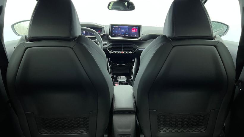 Aperçu du véhicule : Nouvelle Hybrid 145 e-DCS6 GT Noir Perla Nera avec 2700€ d'équipements inclus