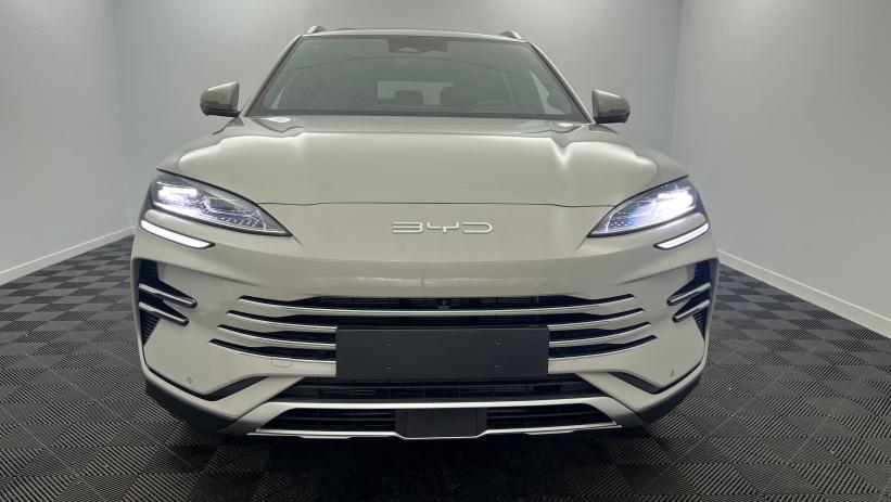Aperçu du véhicule : 1.5l DM-i 324 ch AWD PHEV Design Boundless Cloud avec 1100€ d'équipements inclus