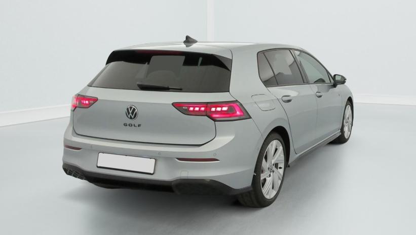 Aperçu du véhicule : 2.0 TDI 150 DSG7 R-LINE