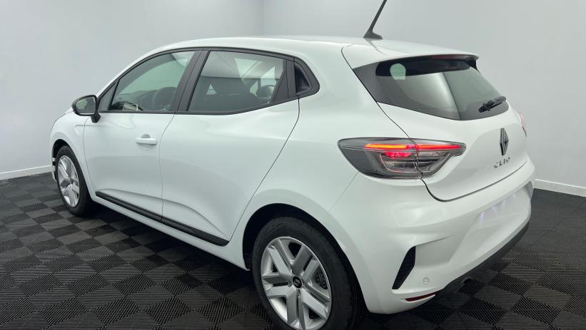 Aperçu du véhicule : TCe 90 Evolution Blanc Glacier avec 1450€ d'équipements inclus