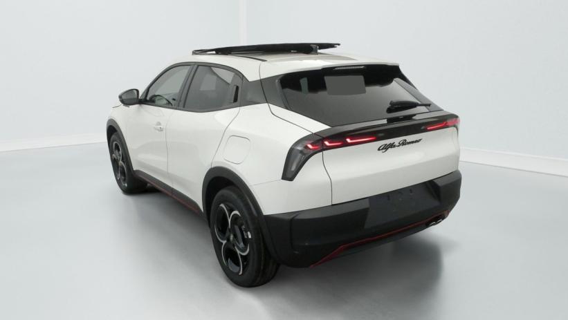 Aperçu du véhicule : 1.2 Ibrida 136 ch eDCT6 Speciale