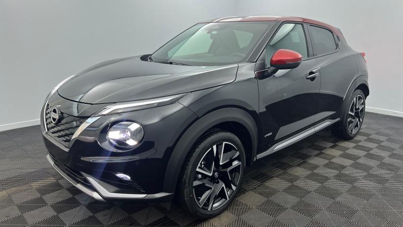 Aperçu du véhicule : HYBRID 143 N-Connecta Noir Kuro - toit Rouge Fuji avec 2500€ d'équipements inclus