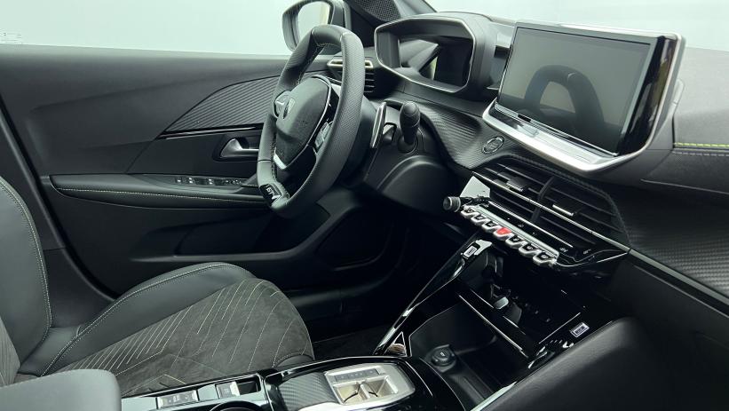 Aperçu du véhicule : Nouvelle Hybrid 145 e-DCS6 GT Gris Selenium avec 2700€ d'équipements inclus
