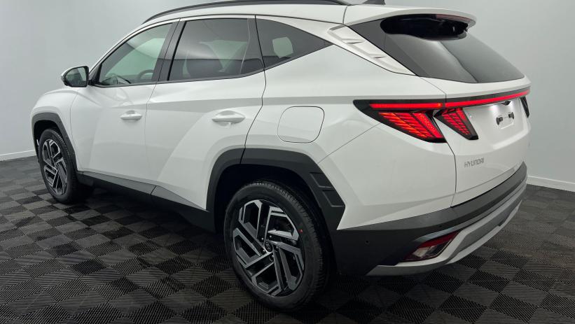 Aperçu du véhicule : Nouveau 1.6 T-GDI 215 Hybrid BVA6 Executive Serenity White avec 1680€ d'équipements inclus