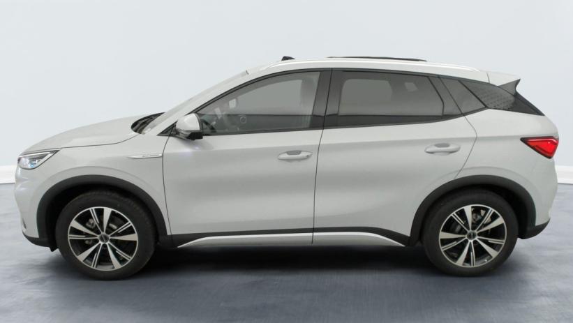 Aperçu du véhicule : 60 5 kWh 204 ch Design
