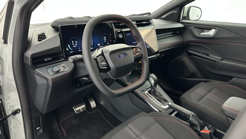 Aperçu du véhicule : 1.0 EcoBoost 125ch mHEV Powershift ST-Line