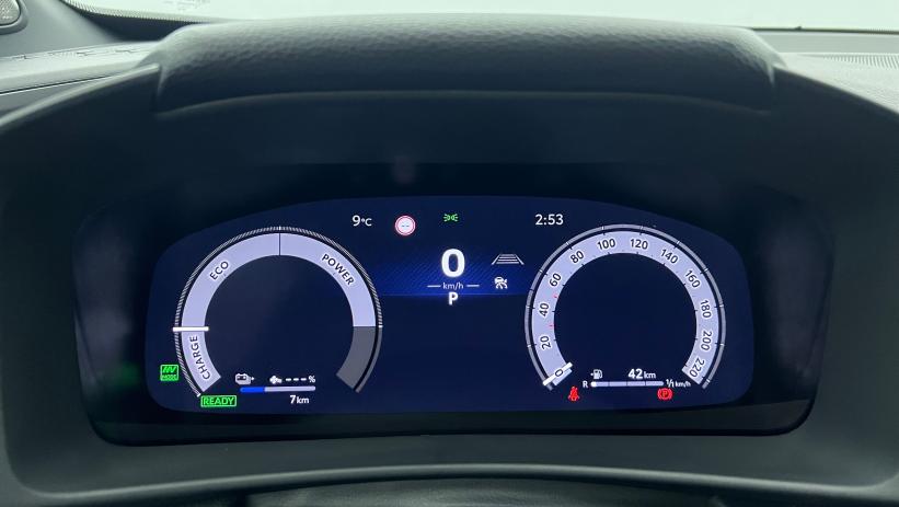 Aperçu du véhicule : Hybride Rechargeable 225 GR Sport Gris Chrome - Toit Noir