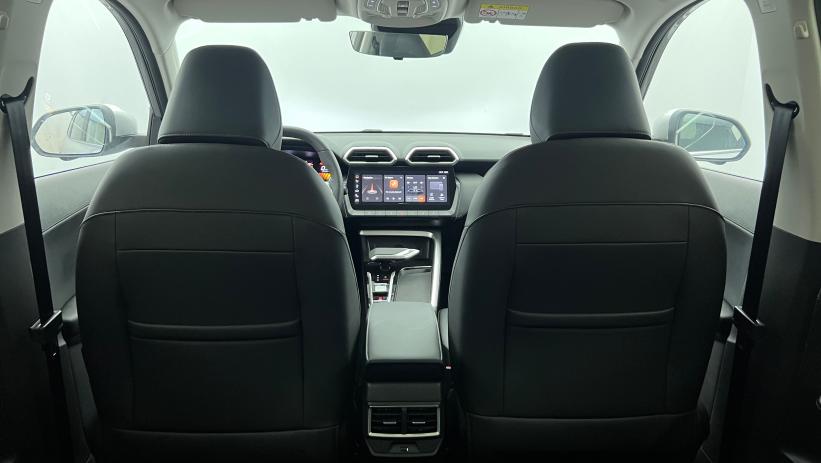 Aperçu du véhicule : 1.5 L Hybrid+ 197 ch Toit panoramique ouvrant Luxury Cosmic Silver avec 650€ d'équipements inclus