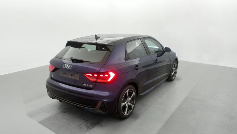 Aperçu du véhicule : 30 TFSI 116 CH S TRONIC 7 ADVANCED