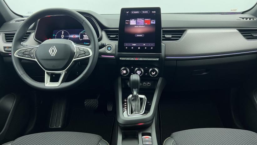 Aperçu du véhicule : E-Tech full hybrid 145 Techno Noir métal avec 800€ d'équipements inclus