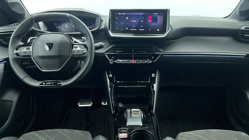 Aperçu du véhicule : Nouvelle Hybrid 145 e-DCS6 GT Noir Perla Nera avec 3750€ d'équipements inclus