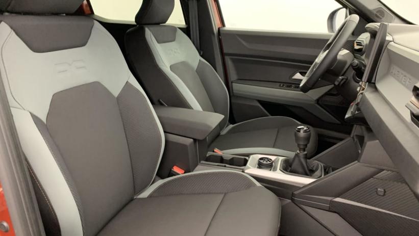 Aperçu du véhicule : Mild Hybrid 130 4x4 Extreme