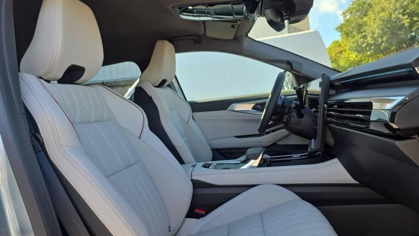 Aperçu du véhicule : Espace full hybrid E-Tech 200 ch 7pl Iconic
