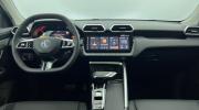 Aperçu du véhicule : 1.5 L Hybrid+ 197 ch Toit panoramique ouvrant Luxury Cosmic Silver avec 650€ d'équipements inclus