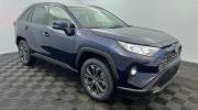 Aperçu du véhicule : Hybride 218 ch 2WD Dynamic Bleu de Prusse avec 2850€ d'équipements inclus