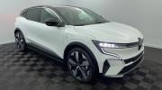 Aperçu du véhicule : 220 ch autonomie confort Techno Blanc glacier - Toit Noir Etoilé avec 2000€ d'équipements inclus