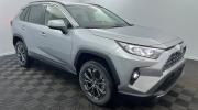 Aperçu du véhicule : Hybride 218 ch 2WD Dynamic Gris Acier avec 2850€ d'équipements inclus