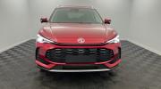 Aperçu du véhicule : 1.5 L Hybrid+ 197 ch Toit panoramique ouvrant Luxury Diamond Red avec 650€ d'équipements inclus