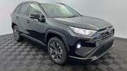 Aperçu du véhicule : Hybride 218 ch 2WD Dynamic Noir Attitude avec 3150€ d'équipements inclus